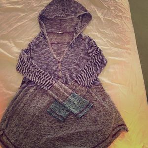 Long sleeve hooded sweater